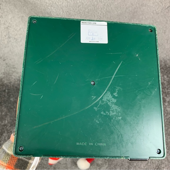 Disney Its A Small World 23” Winnie the Pooh Animated Figurine Vintage 1996 - Picture 10 of 17